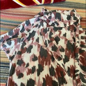 Lularoe Kristen sweater